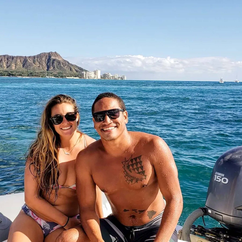 Theadventureboatwaikiki Private Small Boat Snorkel Tour Couple