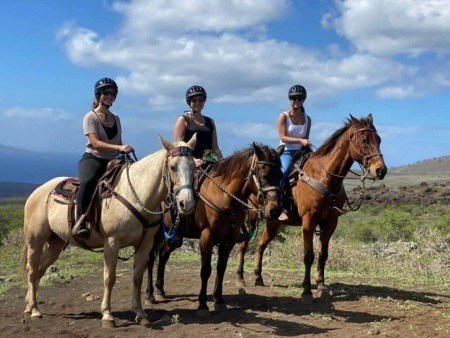 horseback riding ranch tour