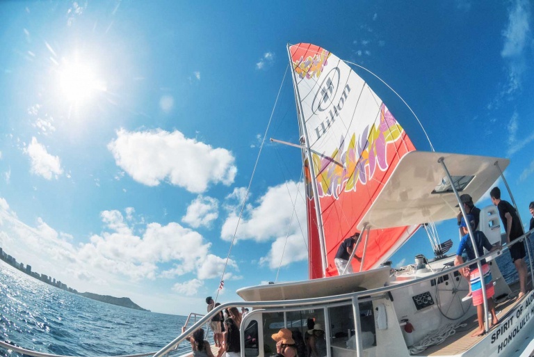 waikikis largest catamaran port waikiki cruises