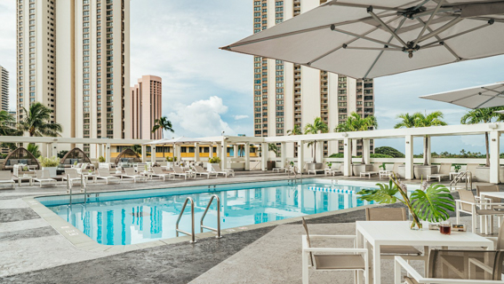Alamoanahotelhonolulu Ala Moana Hotel The Pool