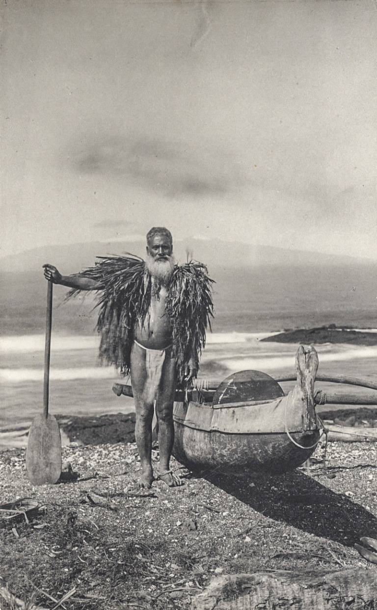 HawaiianFishermaninaMaloandAhula'icasAncientHawaii