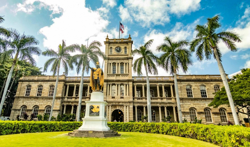Aliiolani Hale and Kamehameha Statue Honolulu Historic Buildings