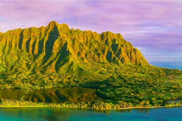 Amazing Ridges Of Kualoa On A Sunny Day Oahu 