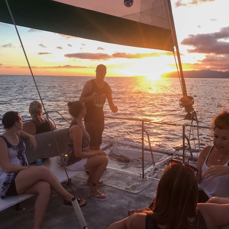 Bikehawaiitours Waikiki Sunset Sail And Pupu Tour Sunset Group People