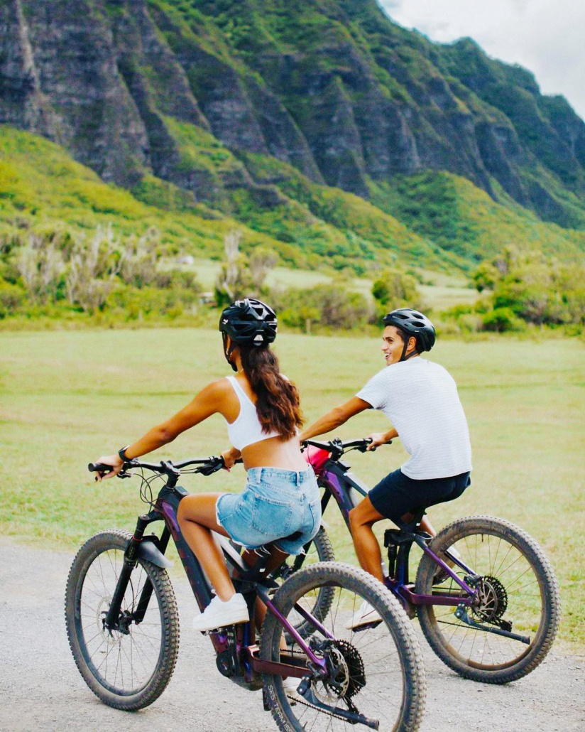 enjoy an e bike ride through the beautiful valleys of kualoa