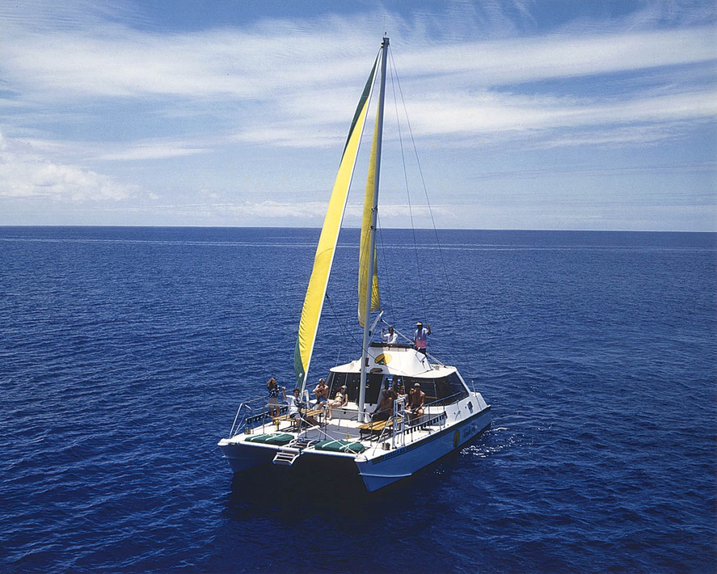 hawaii waikiki snorkel sail 