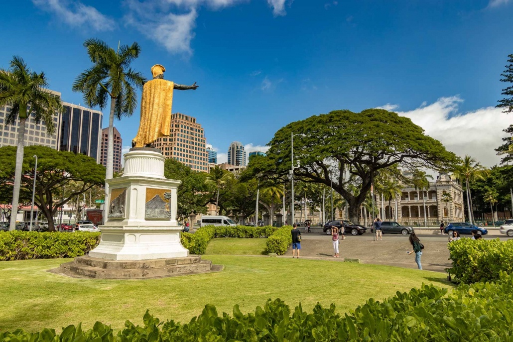 Kamehameha Statue from Behind Pearlharbor Oahu