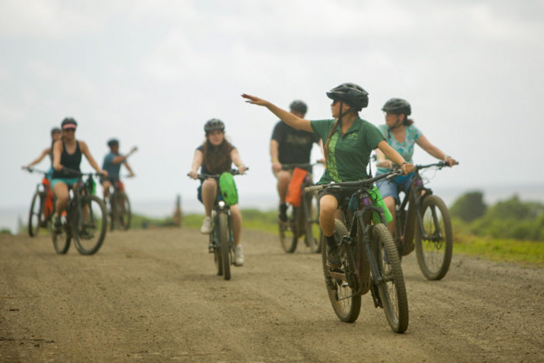 Kualoa Jurassic Valley E Mountain Bike Tour Group Of People