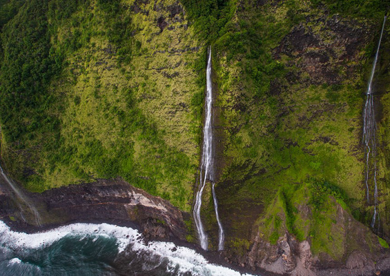 Paradisecopters Slide Overhead View Of Waterfalls Along The Kohala