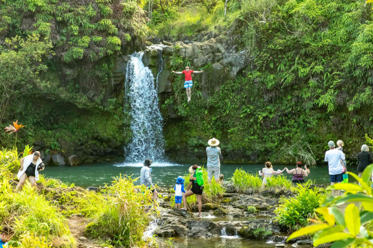 Way To Hana Tour Puaa Kaa Road To Hana Waterfalls