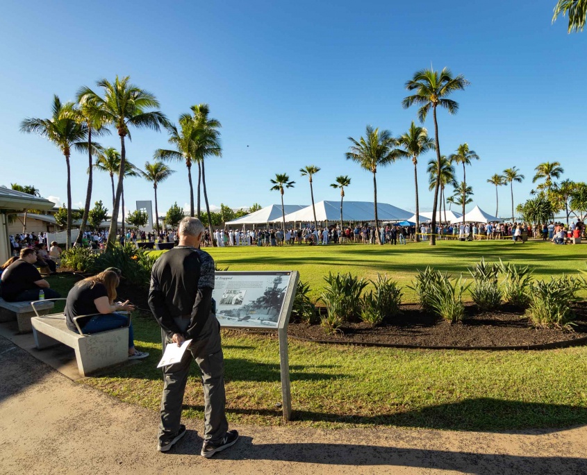 Pearl Harbor Day Visitors and Tents Dect th Oahu