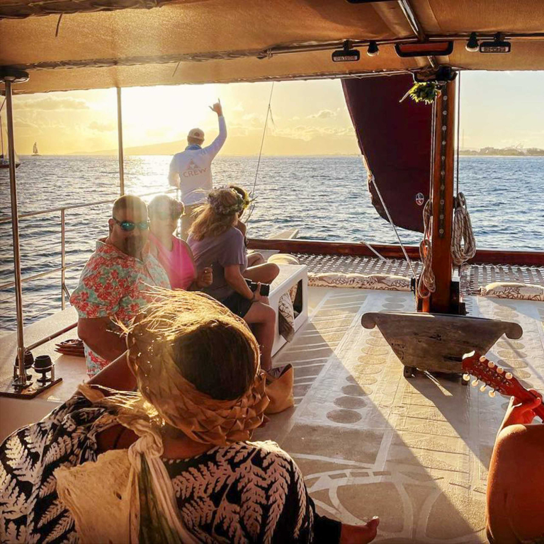 Kamoaul Sunset Cruise On A Traditional Sailing Canoe Sunset People Gathering