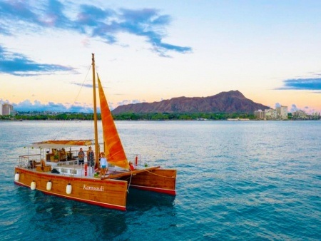 sunset cruise aboard a polynesian sailing canoe kamoauli