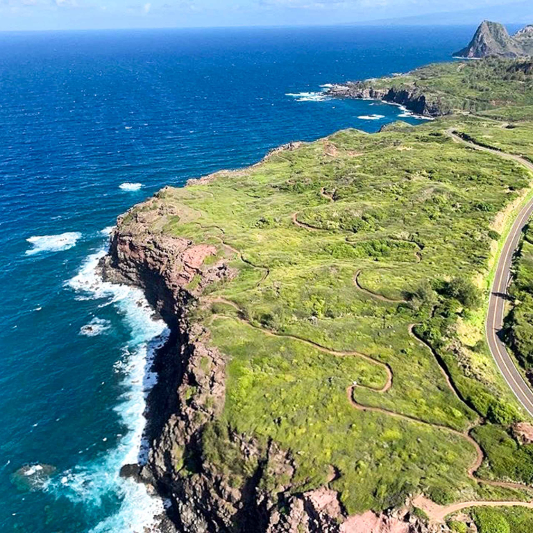 Airmaui West Maui And Molokai Doors Off Helicopter Tour Shore