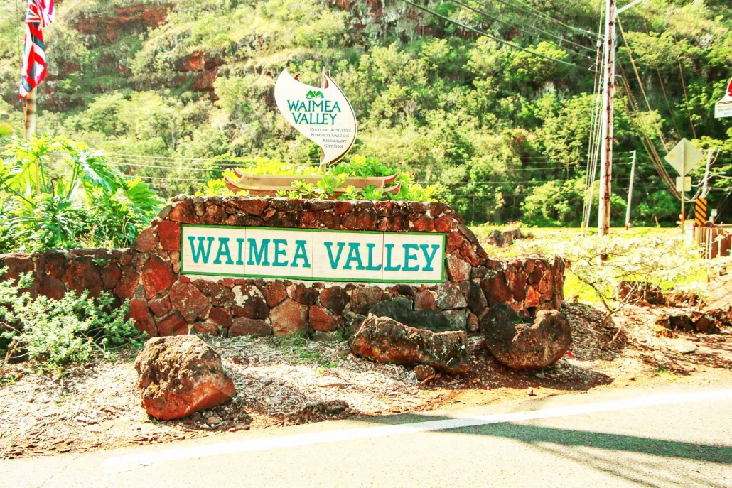 waimea valley sign north shore oahu hawaii