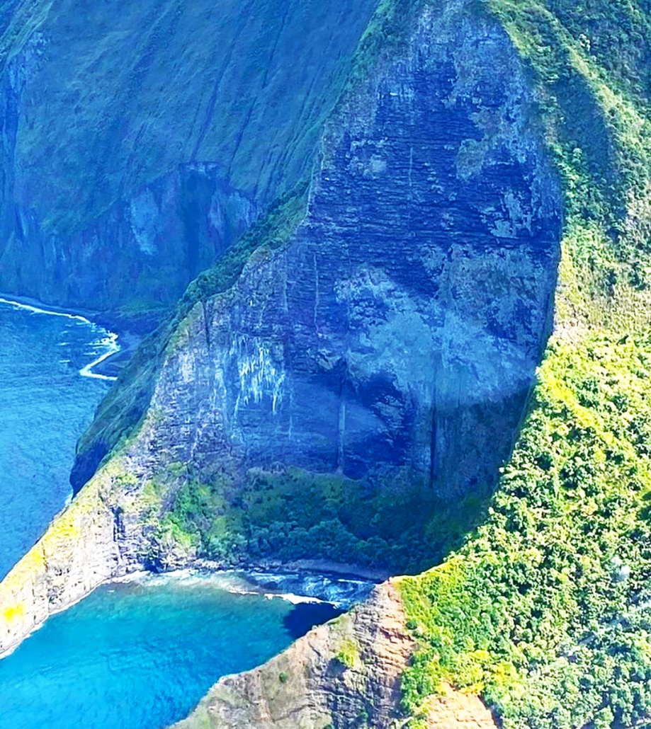 amazing experience full of magnificent sights of molokai sunshine helicopters