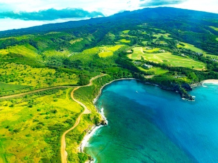 helicopter view honolua bay and maui coastline header