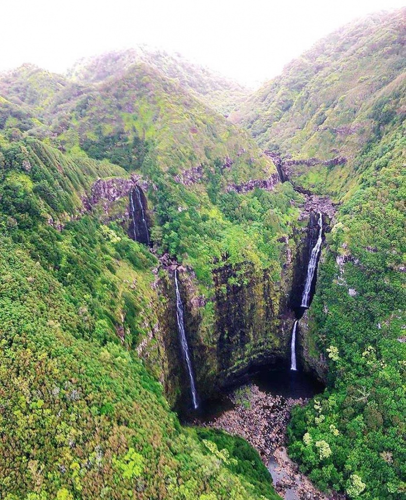 most breathtaking waterfalls to see in hawaii air maui helicopter tour