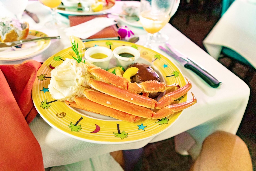 star of honolulu boat food crab plate oahu hawaii