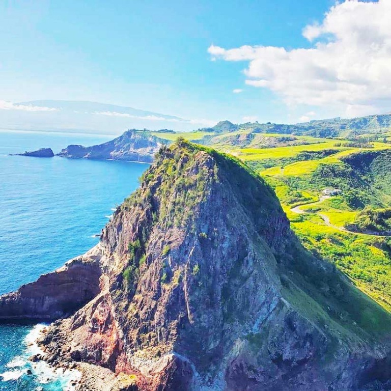 the highlight views of west maui air maui helicopter tour