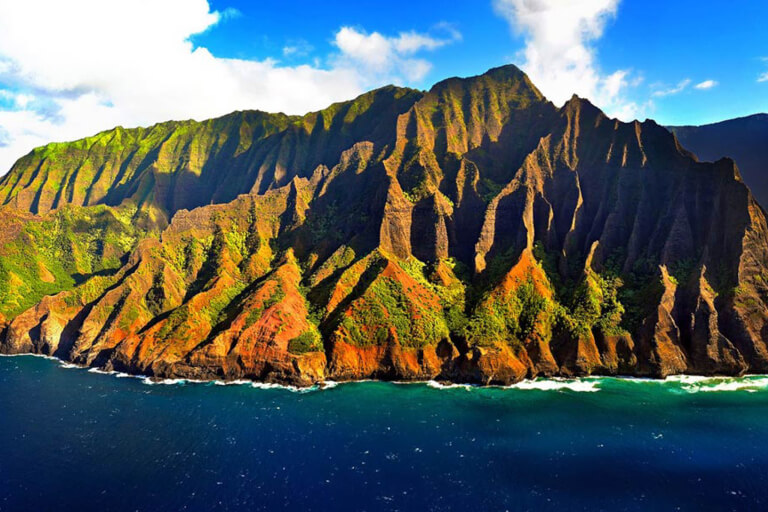 amazing-kauai-helicopter-tour-na-pali-coast-768x512-1