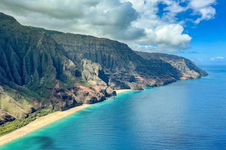 amazing-kauai-helicopter-tour-na-pali-coast-north-shore-kauai-768x512-1