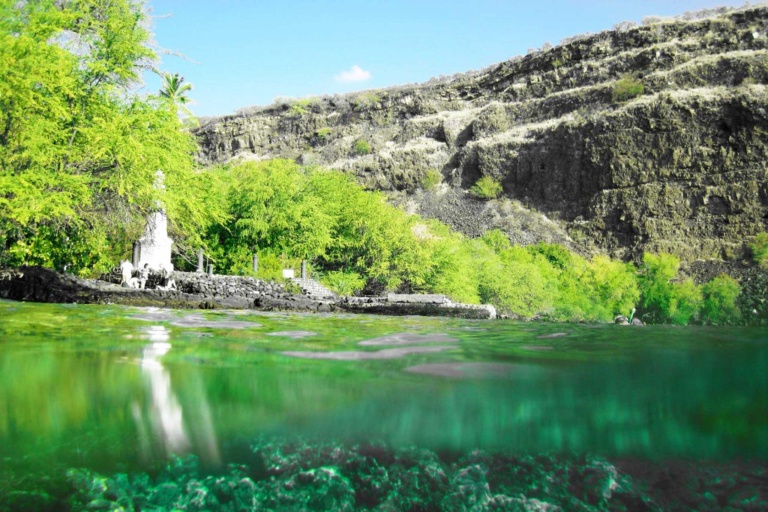 Captaincookcruises Captain Cook Rafting Snorkel Tour Feature Captain Beautiful