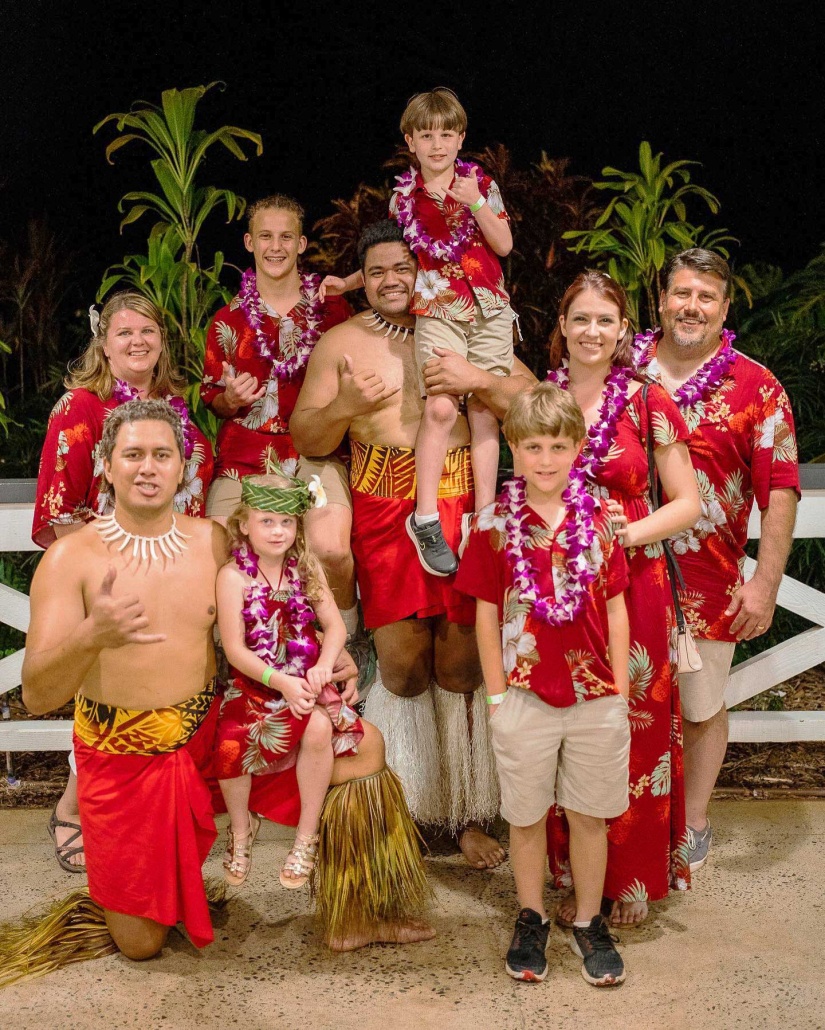 experience the culture at toa luau with a big family