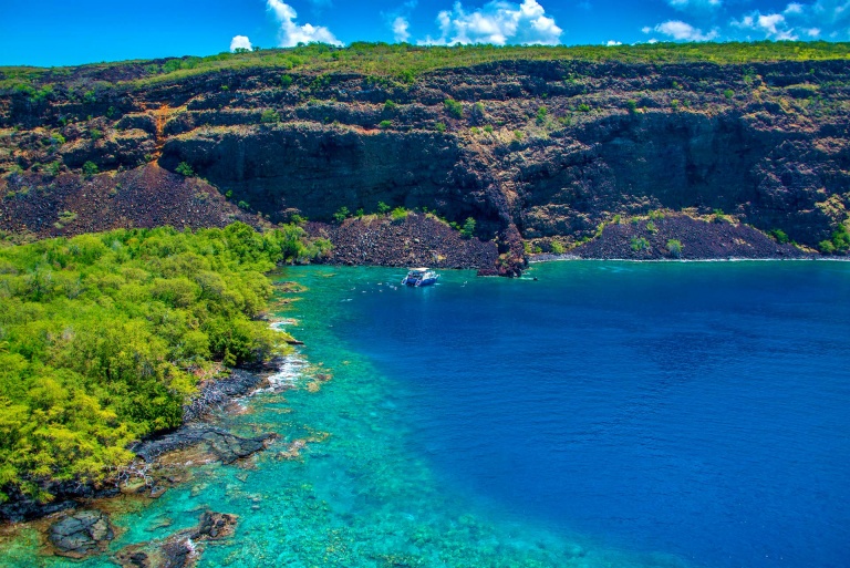 fair wind kealakekua popular spot for snorkeling