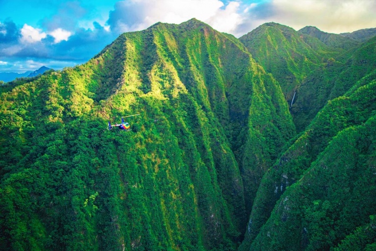 heading to waterfalls oahu rainbow helicopters