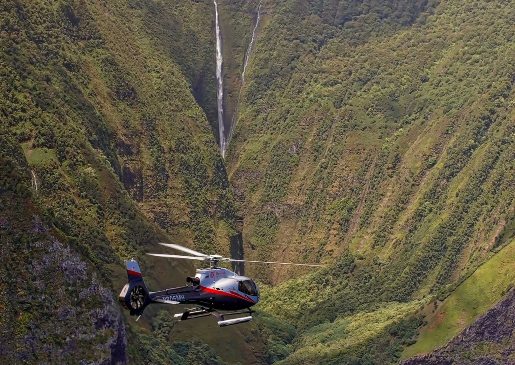 Maverickhelicopter Molokai Voyage Helicopter Tour Oloupena Falls On Molokai