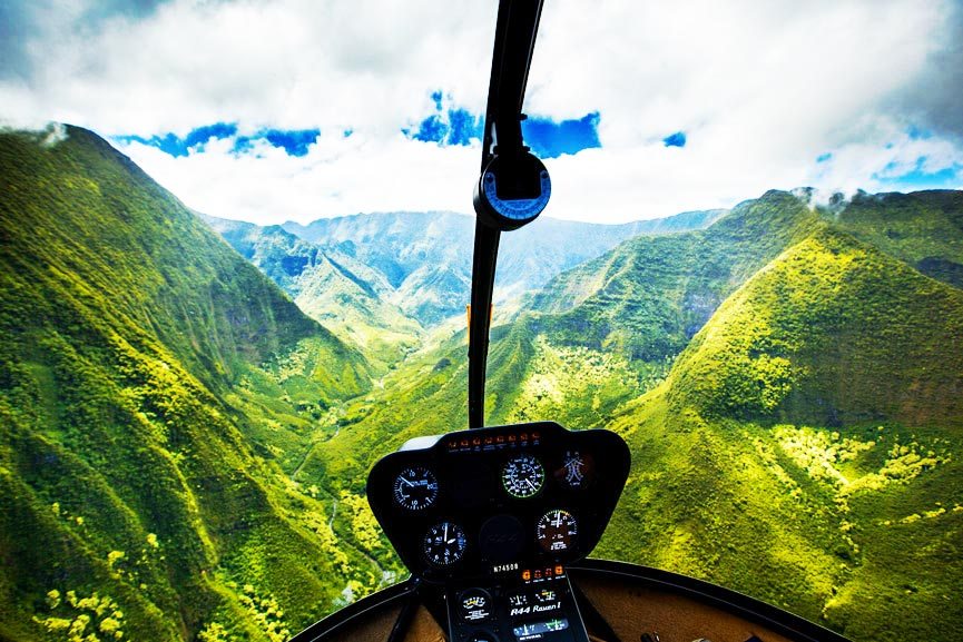 oahu cockpit view rainbow helicopters