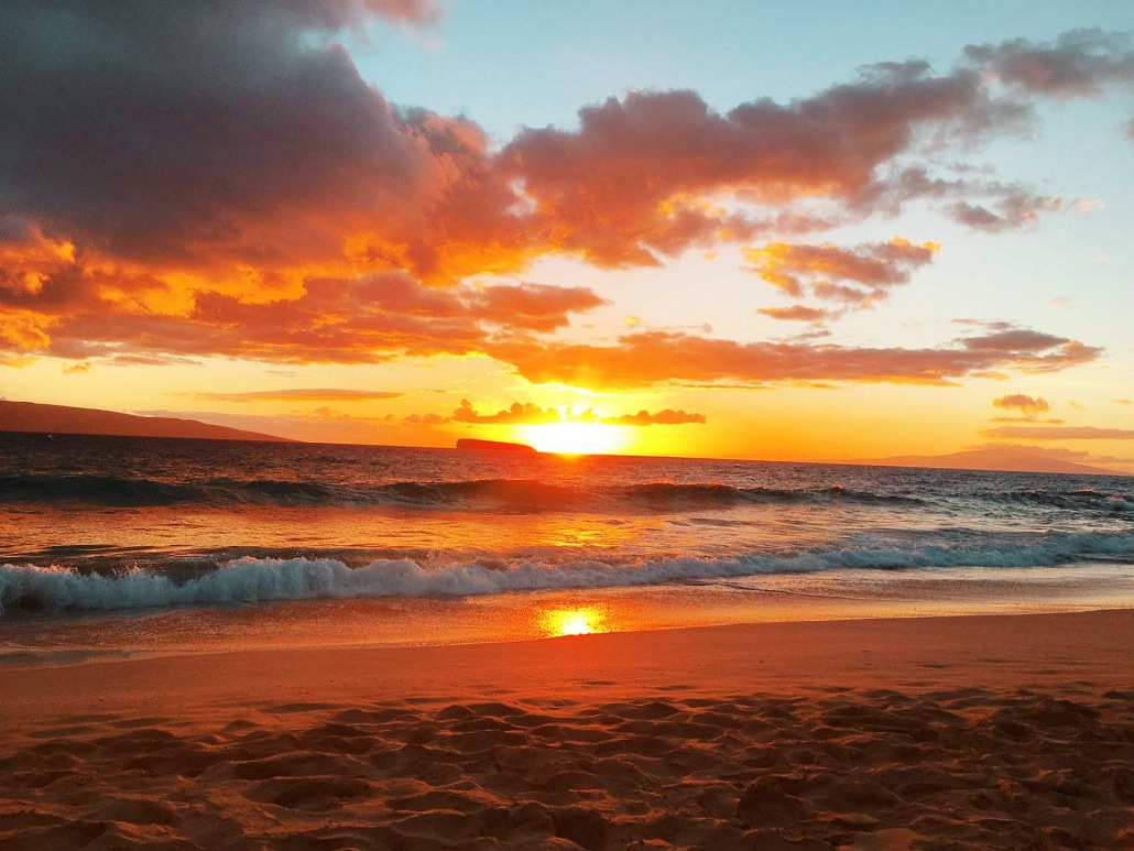 sunset in maui the beauty will take your breath away hawaii by storm