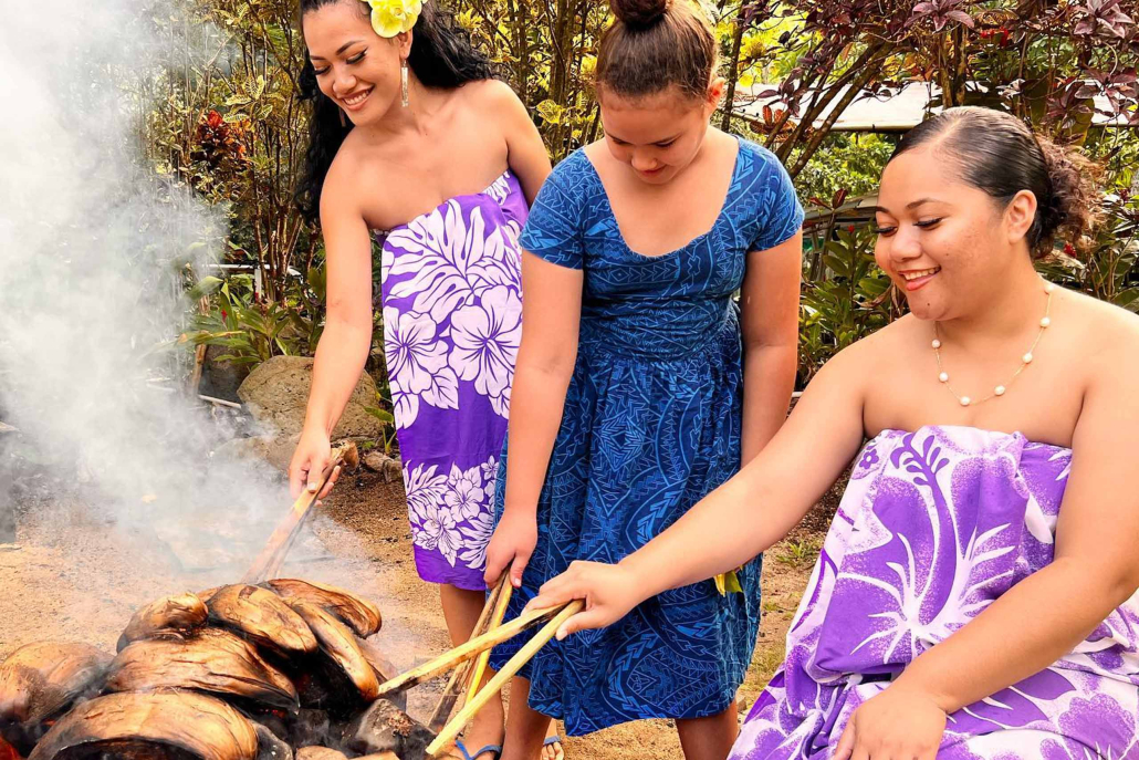 Toaluau Toa Luau At Waimea Valley Traditional Cooking