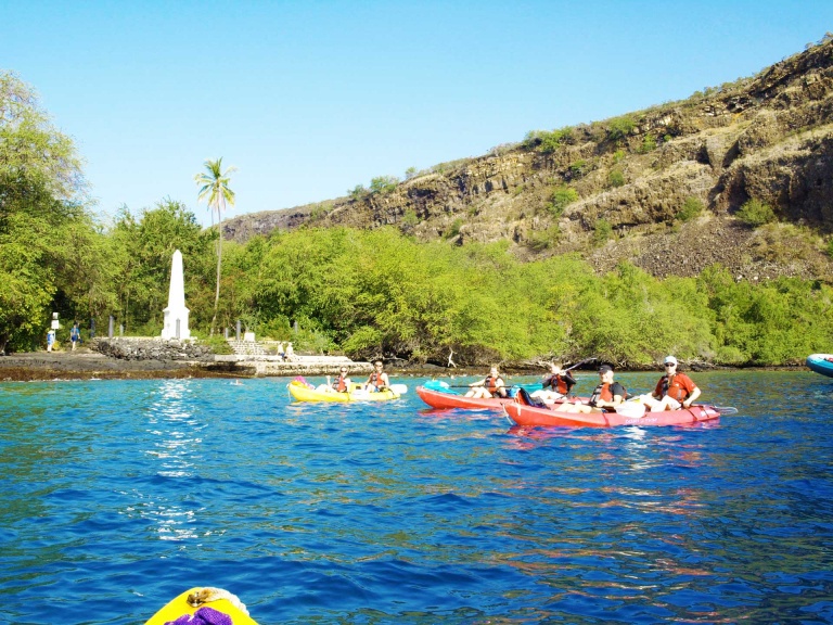 visit captain cook monument big island kayak