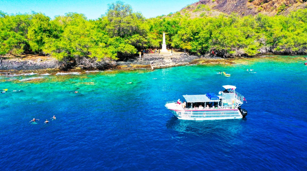 visit captain cook monument with captain cook snorkeling cruises