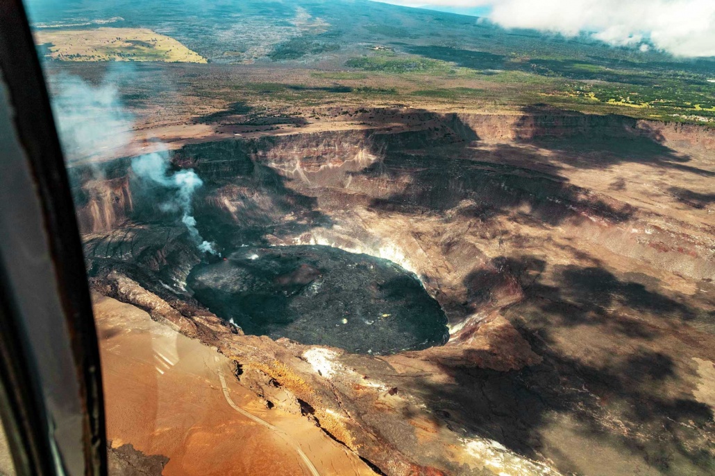 volcanoes national park helicopter kilauea lava lake big island hawaii