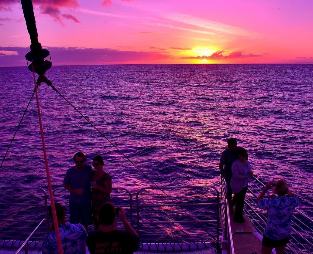 a perfect evening with napali sunset dinner cruise blue dolphin charters kauai