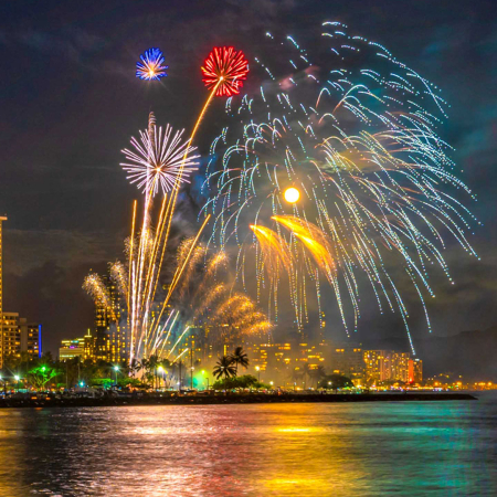 Byob Friday Fireworks Cruise Waikiki Evening Fireworks