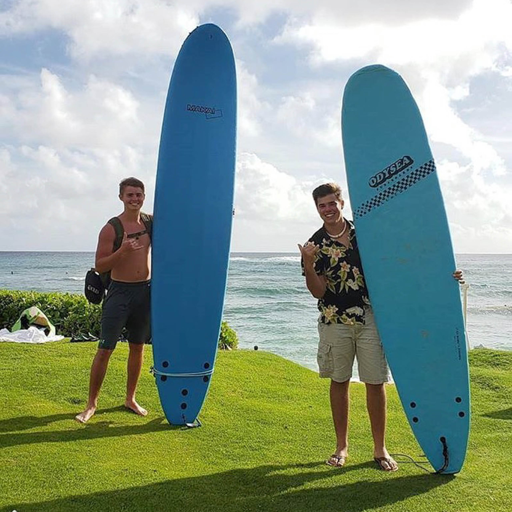 Kauaisurfschool Group Surf Lesson For Beginners Friends