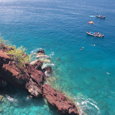Kealakekua Bay Top Snorkeling Destination Big Island Captain Zodiac Product