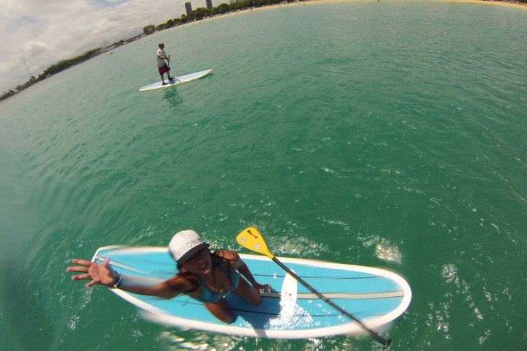 Surfhonolulu Ala Moana Sup Lessons Feature Calm Water Couple