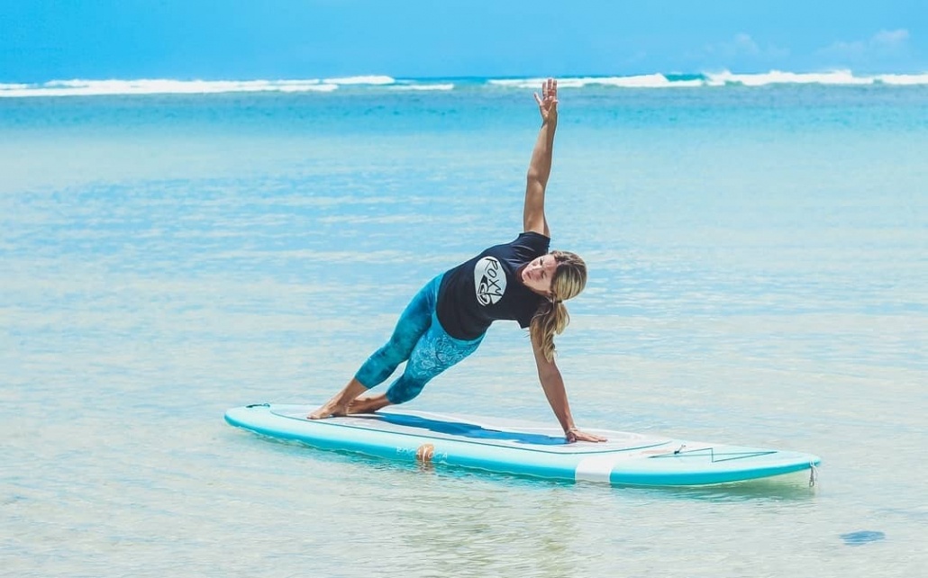 Yoga floats waikiki intro to paddling oahu surfing