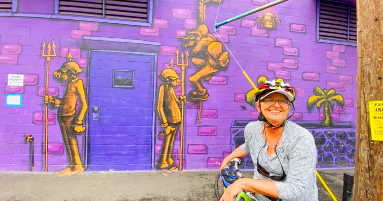 hawaiian foodie bike tour
