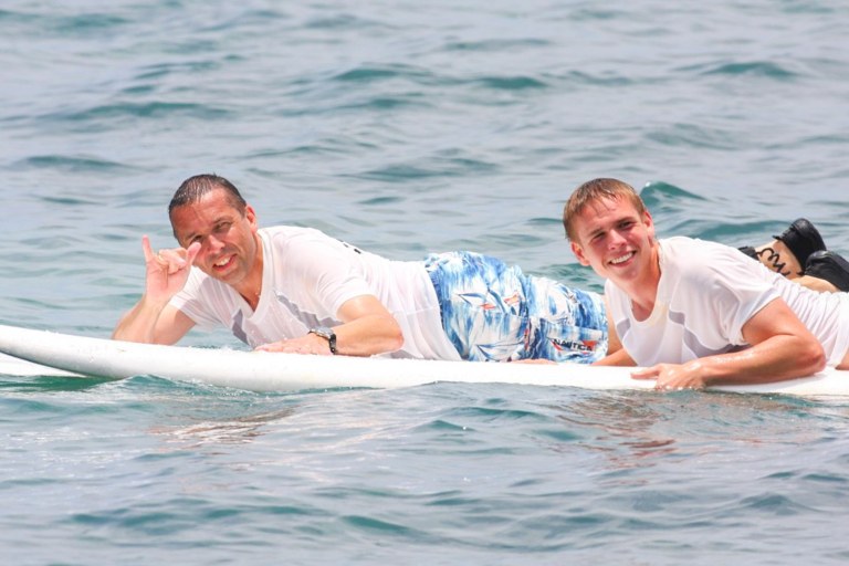 Hawaiilifeguardsurfinstructors Hawaii Island Private Surf Duo Feature Friend