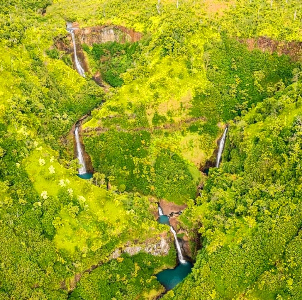 mauna loa helicopters fabulous views waterfall with a drop of over  feet