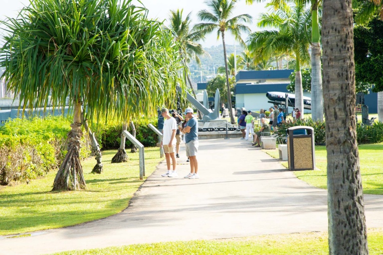 pearl harbor visitors center and visitors oahu hawaii