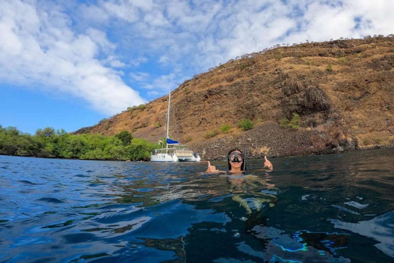 Sea Paradise Kona Afternoon Sail And Snorkel Feature Enjoy Drinks Girl