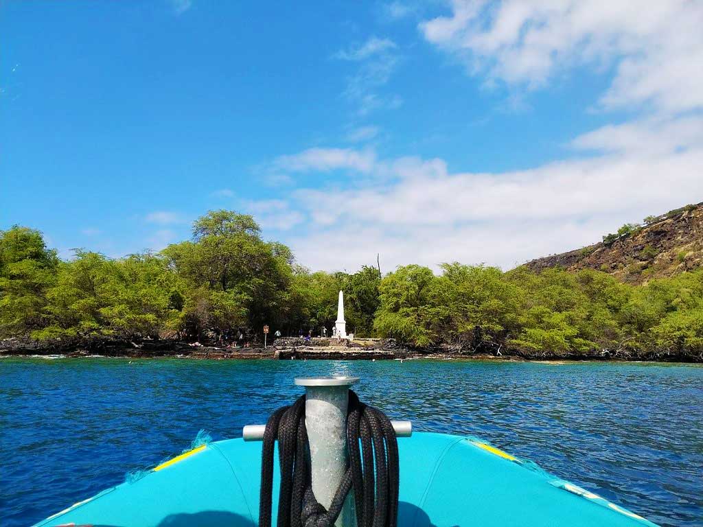 stunning views of the captain cook monument sea quest hawaii