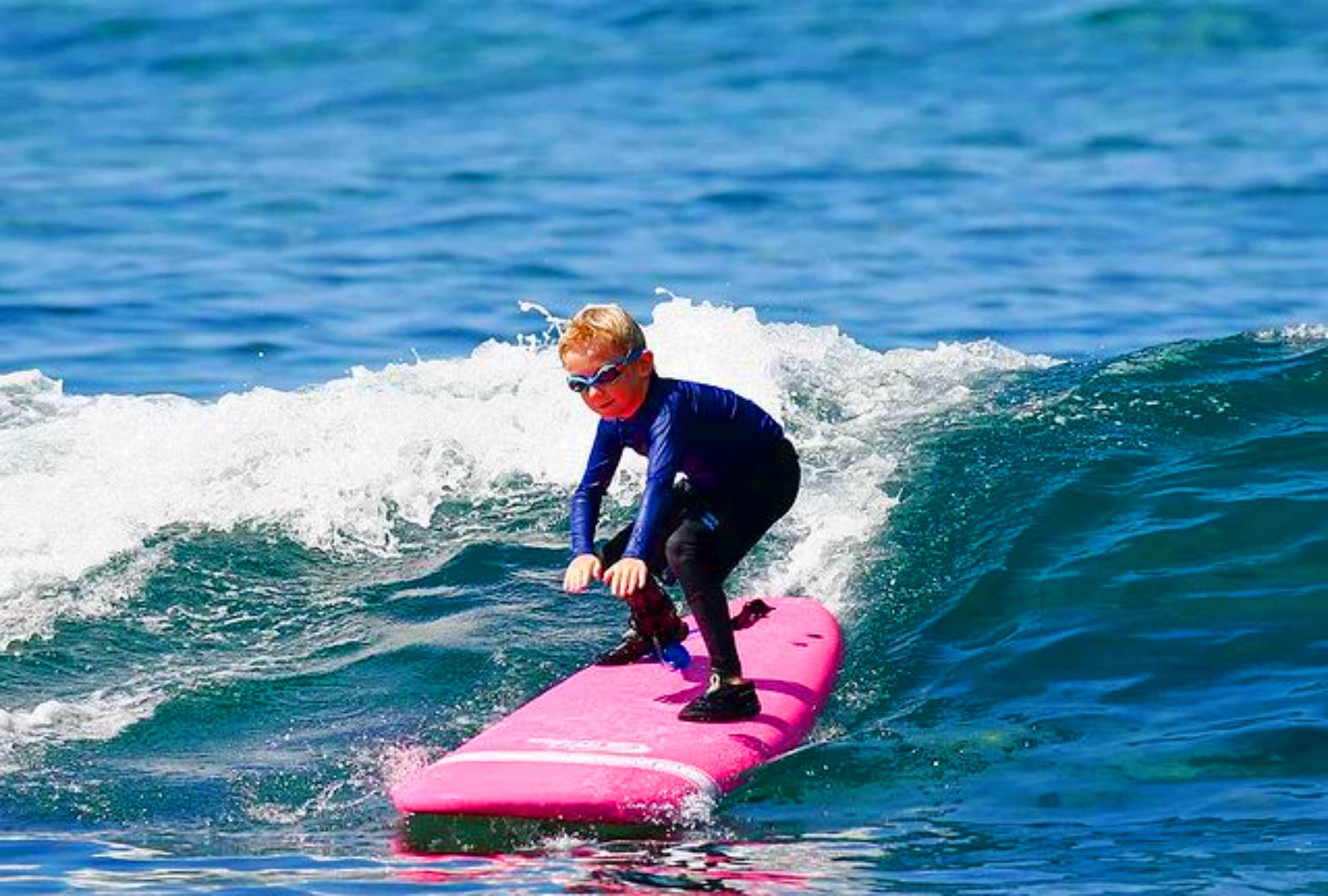 surf is looking real good in hawaii